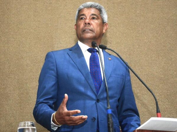 Na ALBA, Jerônimo defende união entre poderes e faz balanço da gestão