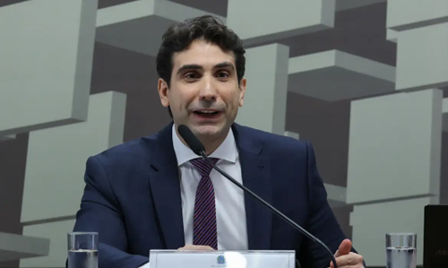 Galípolo: Brasil está mais preparado para volatilidade do petróleo