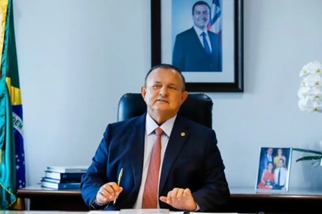 Adolfo Menezes confirma candidatura ao TCM e diz contar com apoio de Jerônimo e lideranças