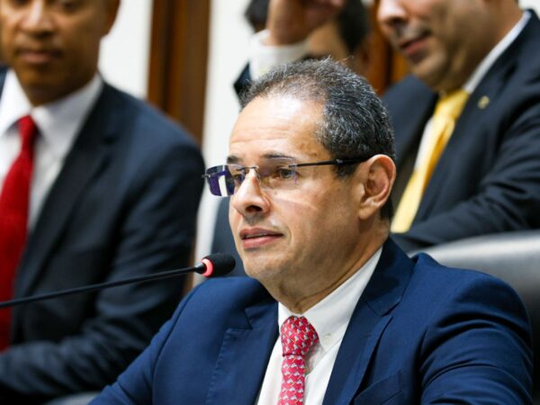 Real Time: “Pesquisa só mostra que ACM Neto é o nome capaz de dar jeito na Bahia”, diz Nelson Leal