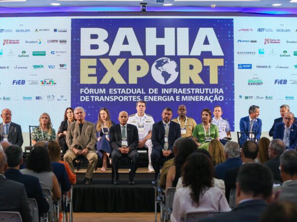 Presidente da ALBA participa do Bahia Export e destaca papel da infraestrutura no desenvolvimento da Bahia