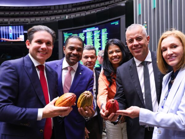 Com relatoria de Márcio Marinho, Câmara aprova PDL que protege a produção nacional de cacau