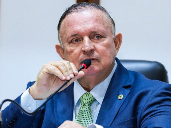 Adolfo Menezes é indicado para conselheiro do TCM
