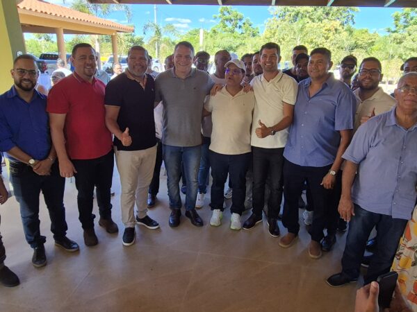 Pablo Barrozo fortalece alianças políticas e recebe apoio de Eures Ribeiro e lideranças de Sítio do Mato