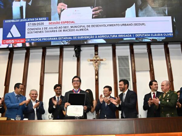 Sosthenes Macêdo é o mais novo comendador da Bahia
