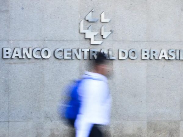 Banco Central prevê crescimento de 2% para o PIB em 2026