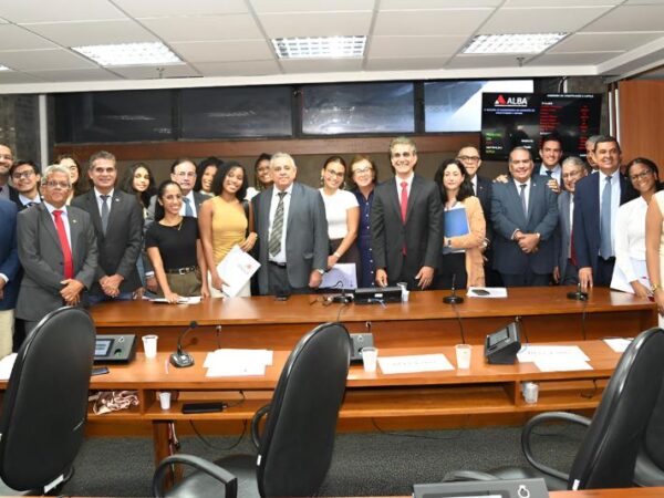 Estudantes de Direito acompanharam os trabalhos da CCJ no primeiro semestre