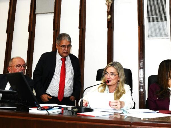 ALBA aprova aumento no número de desembargadores do Tribunal de Justiça