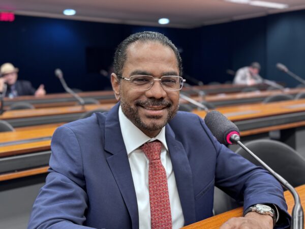 PL de Marinho libera FGTS para troca de imóvel e garante direito independente entre cônjuges