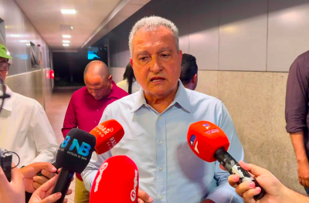Rui Costa intensifica embate político e classifica gestões de ACM Neto e Bruno Reis como “medíocres” nas áreas de saúde e educação