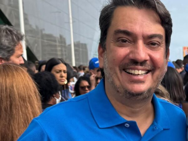 Pedro Tavares renova compromisso de trabalhar pelo fortalecimento dos municípios durante convenção