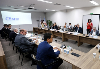 Tarifa dos EUA ameaça indústria baiana; FIEB e Governo reagem e defendem reciprocidade