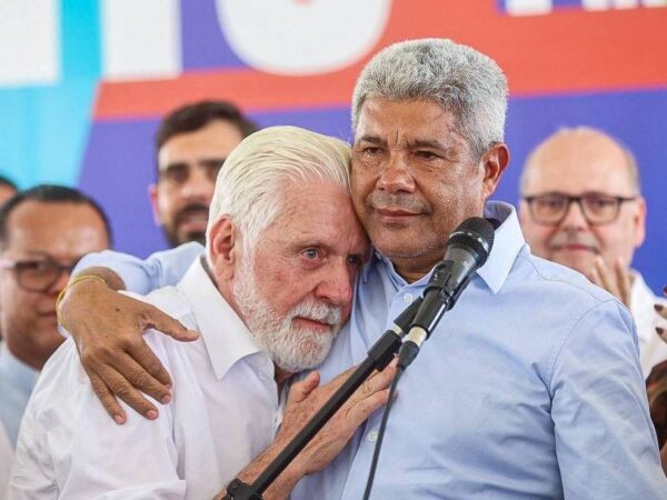 Após ser alvo de operação da PF e deixar liderança de Lula, Jaques Wagner tem pior nota entre senadores baianos em ranking parlamentar
