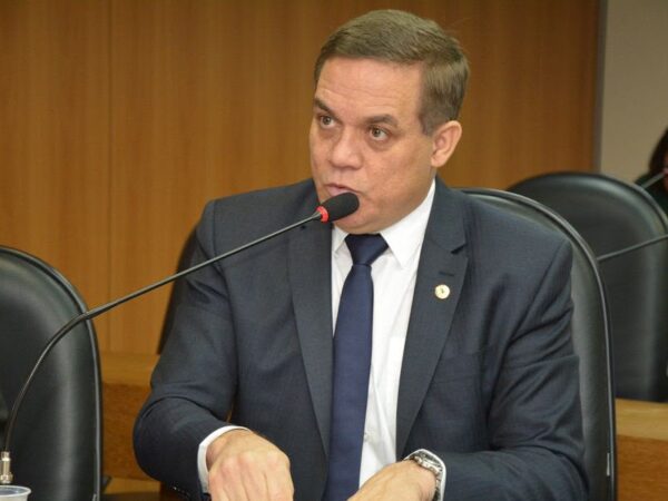 Deputado diz que auditoria que manda Rui Costa devolver R$48 milhões dos respiradores explica “ataque de ódio” do ex-ministro
