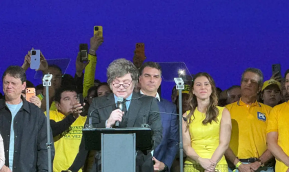 Após ofensas de Milei a Lula, Itamaraty chama embaixador para consulta