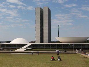 Governo brasileiro reforça pedido para arquivar ação movida por Rumble e Trump Media contra Moraes nos EUA
