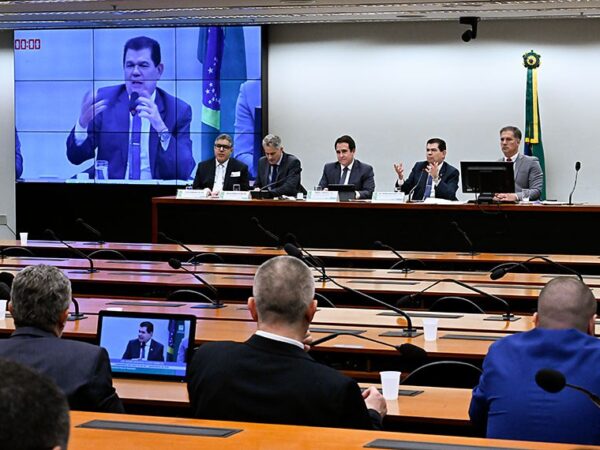 Com o fim do recesso, LDO de 2027 será analisada junto com Lei Orçamentária