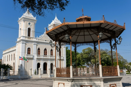 Feira de Santana celebra 193 anos com programação de fé, cultura e inovação